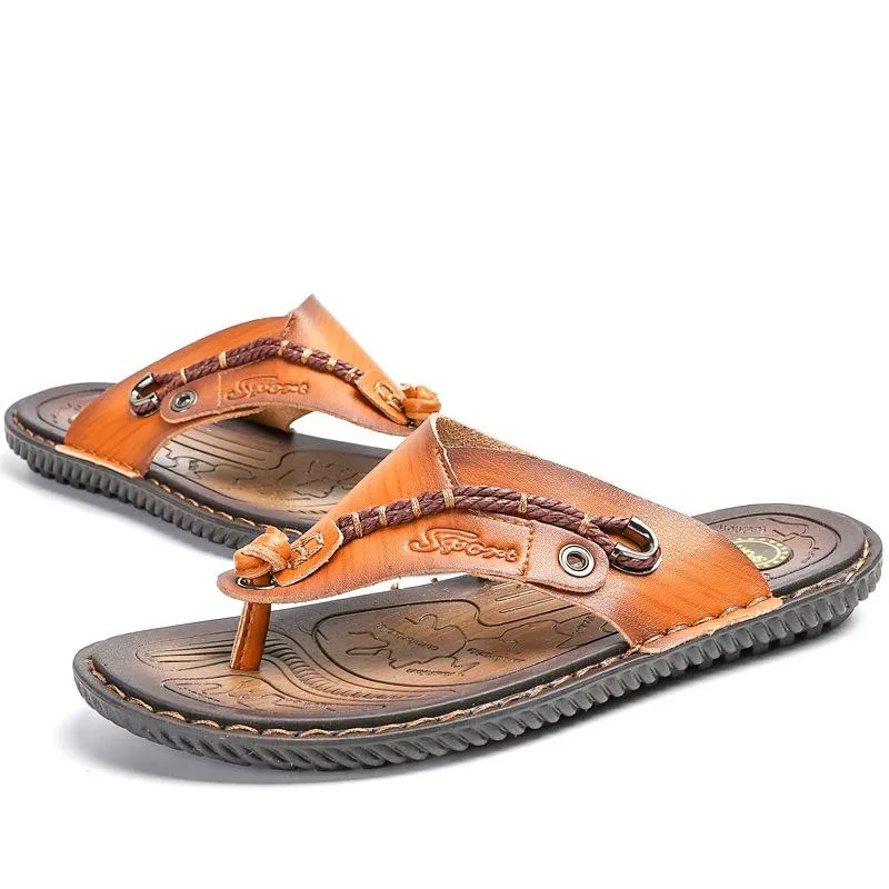 Men's flat flip flops fashion beach sandals