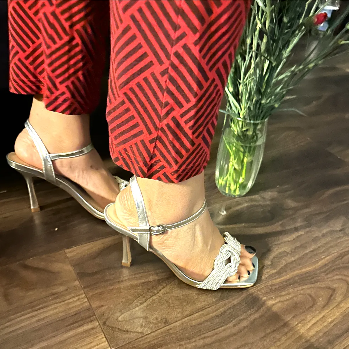 SANIYA DIAMANTE TOE HEELED  SANDALS