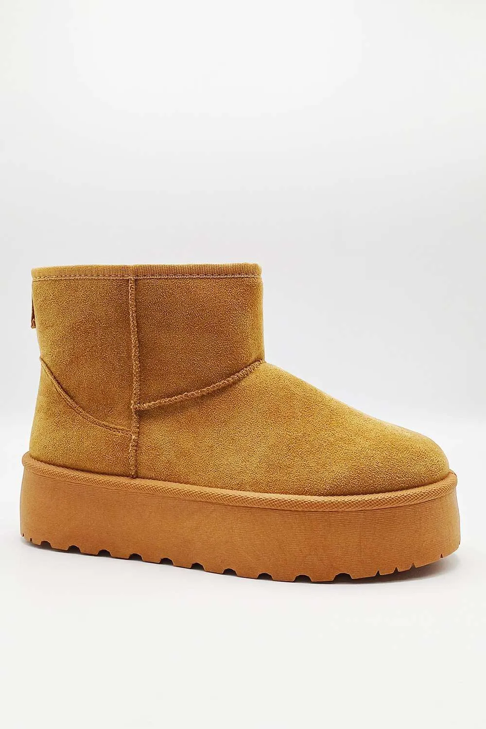 Yulla Flatform Faux Fur Lining Flatform Ankle Boots in Tan